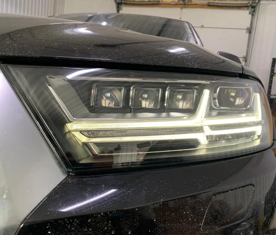 Audi — ремонт ходовых огней